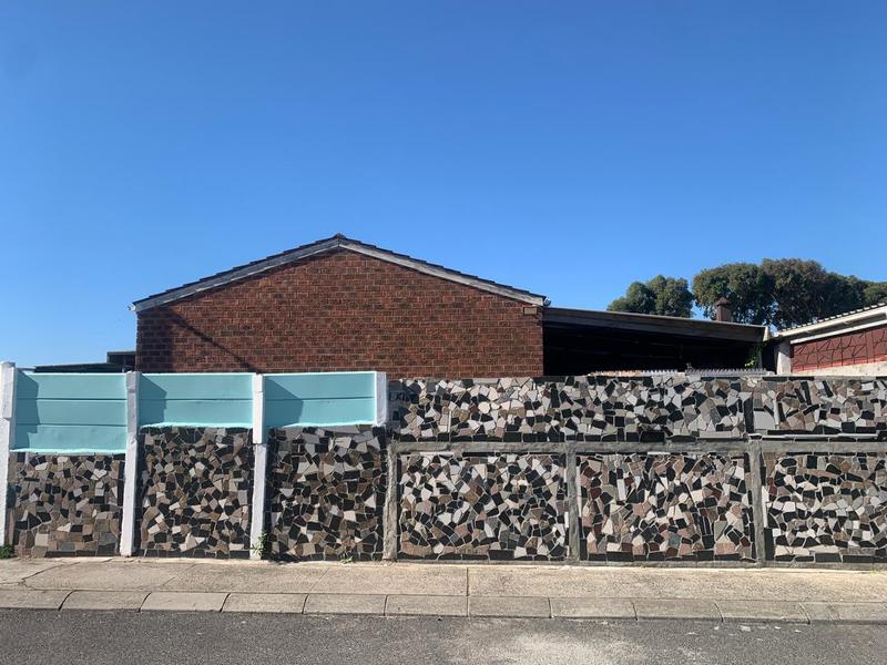 3 Bedroom Property for Sale in Lentegeur Western Cape